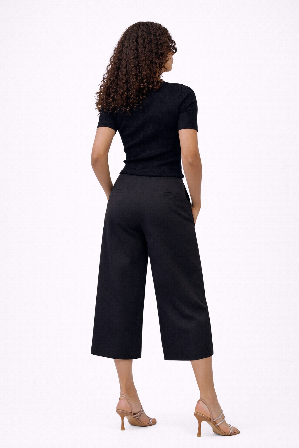 100% Wool Black Nala Sculpted Tee